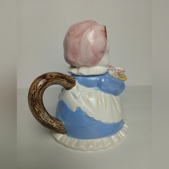 Heritage Mint Ltd. Collectibles Mama Kitten Cat  with Donuts Teapot Decor - Picture 3 of 10